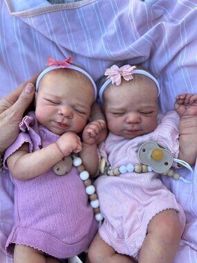 Lifelike 18" Reborn Twin Baby Dolls Set, Realistic Soft Body, Accessories